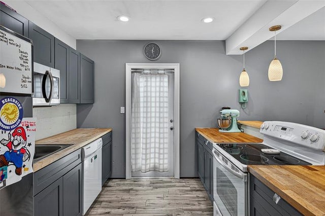 4 of 27 - 5815 Buchanan St, Hollywood, FL