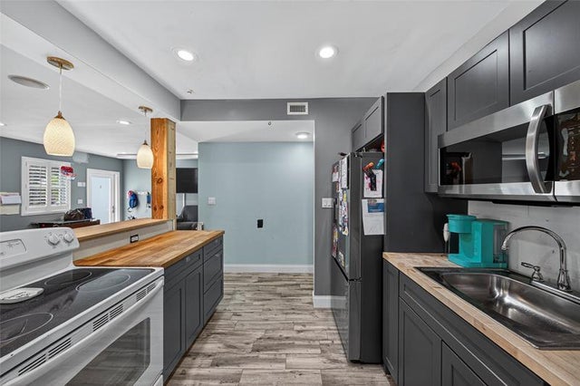 5 of 27 - 5815 Buchanan St, Hollywood, FL