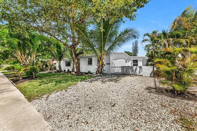 2 of 34 - 700 Ne 3rd Avenue, Pompano Beach, FL