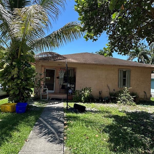 1 of 15 - 387 Cypress Ave, Pahokee, FL