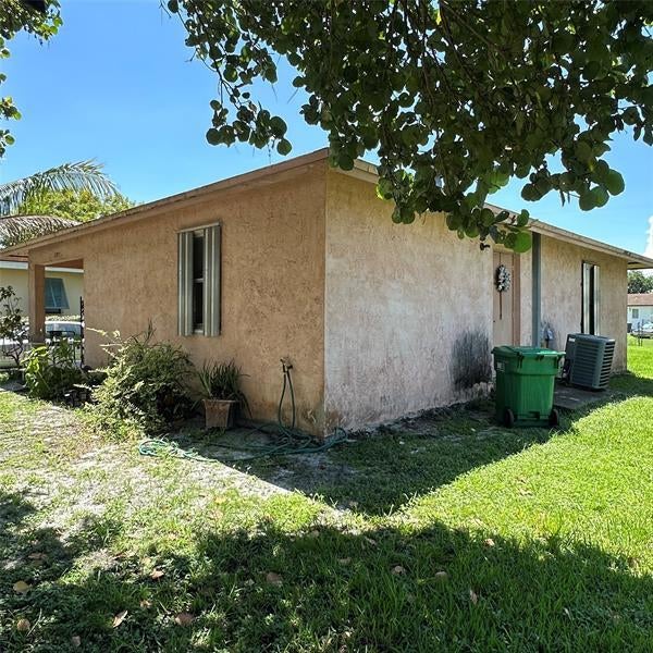 3 of 15 - 387 Cypress Ave, Pahokee, FL