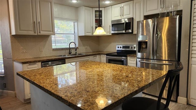 3 of 53 - 6011 Citrine Ct, Boynton Beach, FL