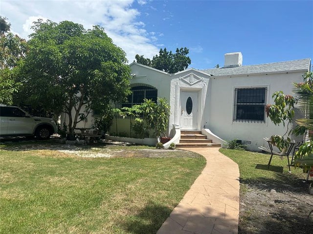 1 of 7 - 5917 Ne 5th Ave, Miami, FL
