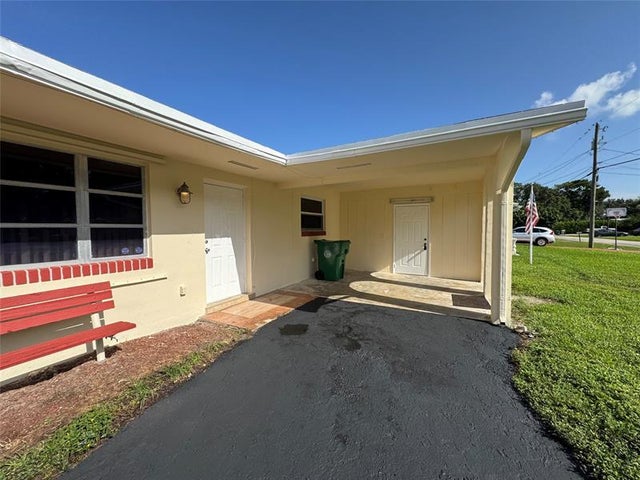 5 of 23 - 5451 Sw 55th Ave, Davie, FL