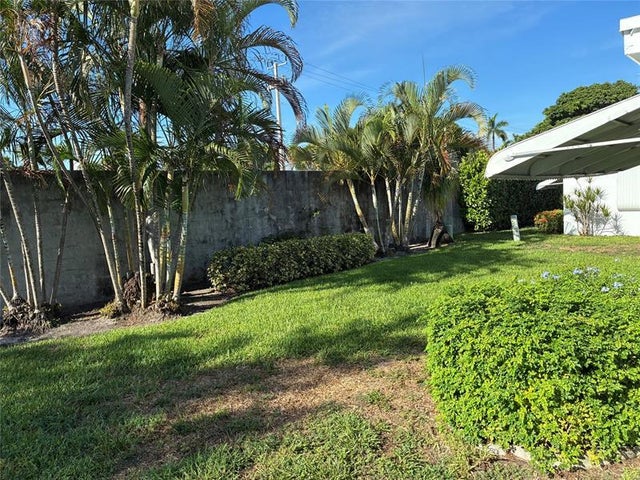 2 of 10 - 110 Nw 24th Ct, Pompano Beach, FL
