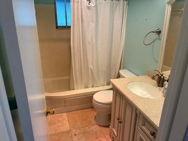 5 of 10 - 110 Nw 24th Ct, Pompano Beach, FL
