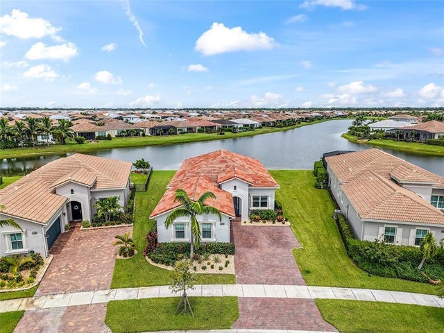 5 of 46 - 11989 Sw Vano Way, Port St. Lucie, FL