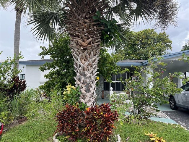 3 of 3 - 4171 Nw 52nd Ave, Lauderdale Lakes, FL