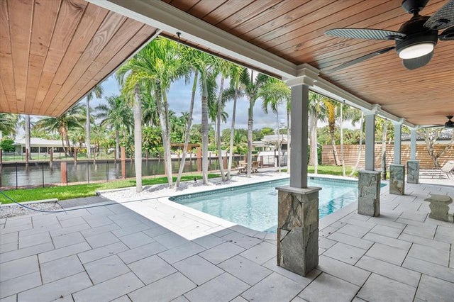 1 of 55 - 2587 Sw 30th Ave, Fort Lauderdale, FL