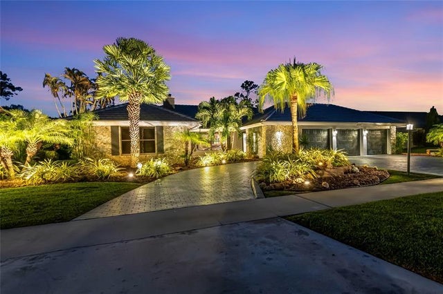 2 of 64 - 10182 Boca Woods Ln, Boca Raton, FL