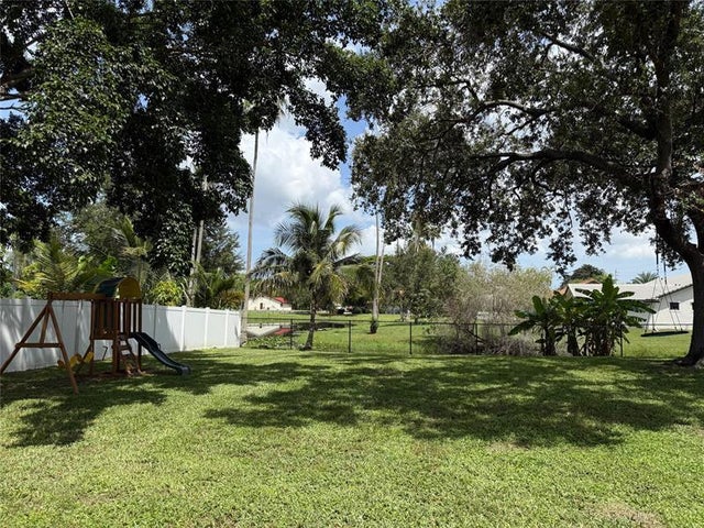 2 of 64 - 11601 Nw 39th St, Coral Springs, FL