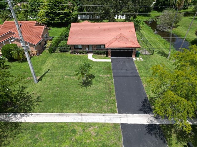 4 of 64 - 11601 Nw 39th St, Coral Springs, FL