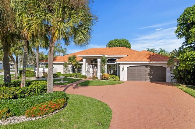 2 of 38 - 21913 Old Bridge Trl, Boca Raton, FL
