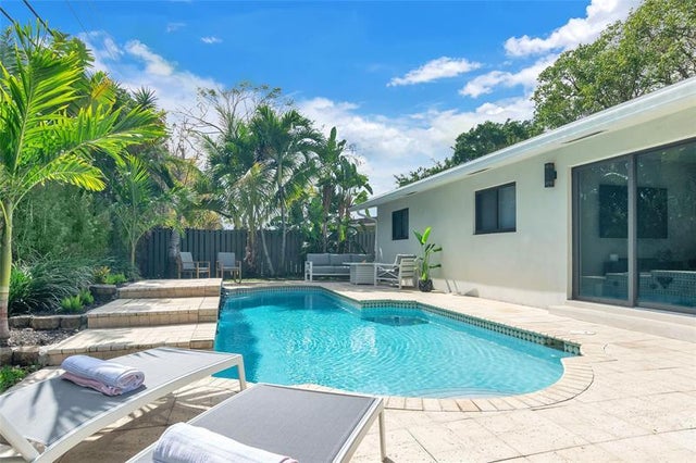 2748 Nw 9th Ln, Wilton Manors
