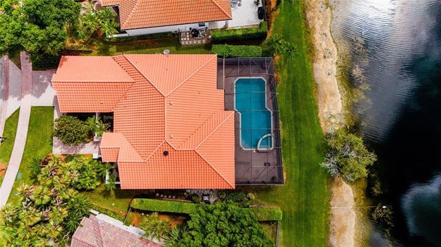 2 of 33 - 2690 Oakmont Drive, Weston, FL