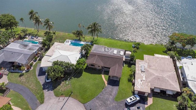 4 of 49 - 1774 Nw 39th Pl, Oakland Park, FL