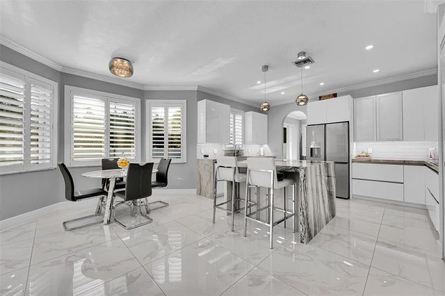 2 of 76 - 6400 Stonehurst Circle, Lake Worth, FL
