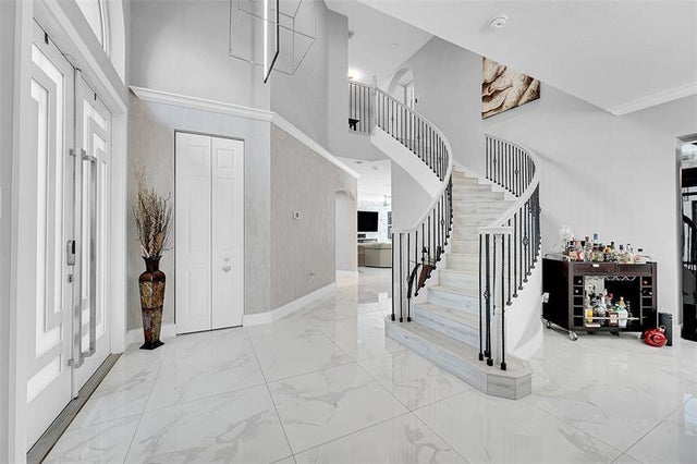 4 of 76 - 6400 Stonehurst Circle, Lake Worth, FL