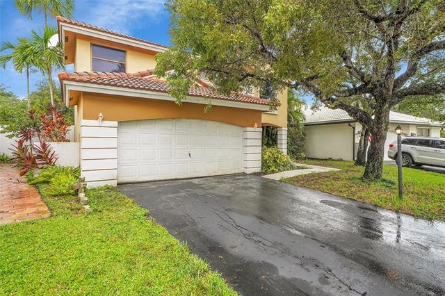 3 of 25 - 14980 Durham Ln, Davie, FL