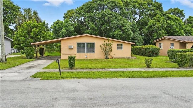 3470 Nw 4th St, Lauderhill