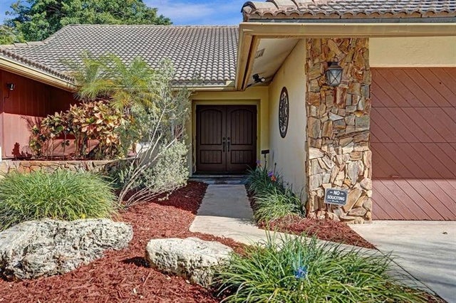 4 of 49 - 9924 Nw 3rd Place, Coral Springs, FL