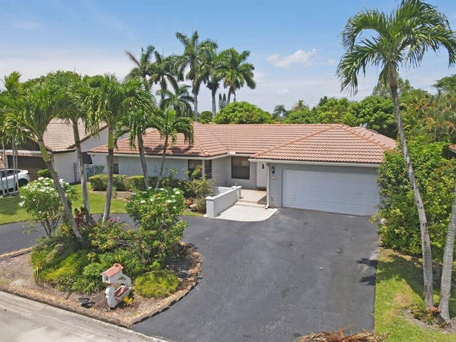 3 of 46 - 6621 Nw 52nd St, Coral Springs, FL