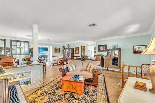 5 of 27 - 1931 Ne 27th St, Lighthouse Point, FL