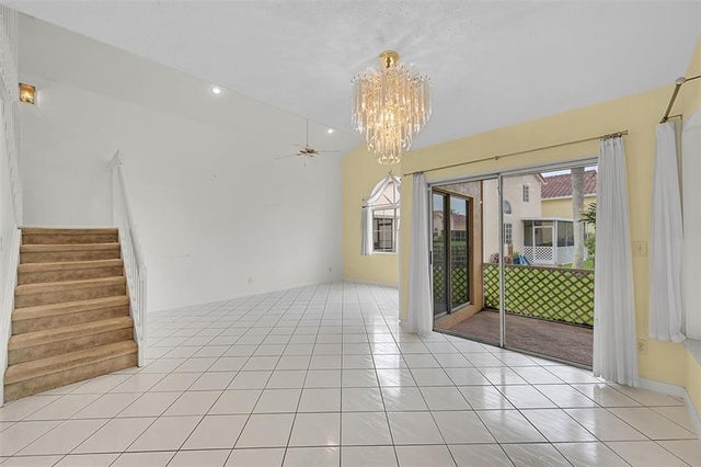 5 of 41 - 1046 Se 6th Ave, Dania, FL