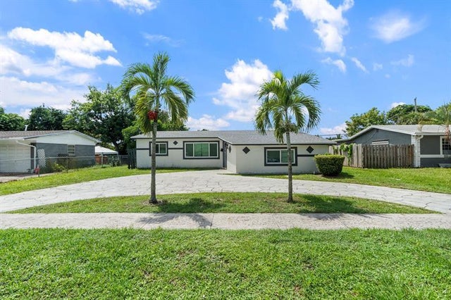 1 of 30 - 5920 Nw 14th Pl, Sunrise, FL