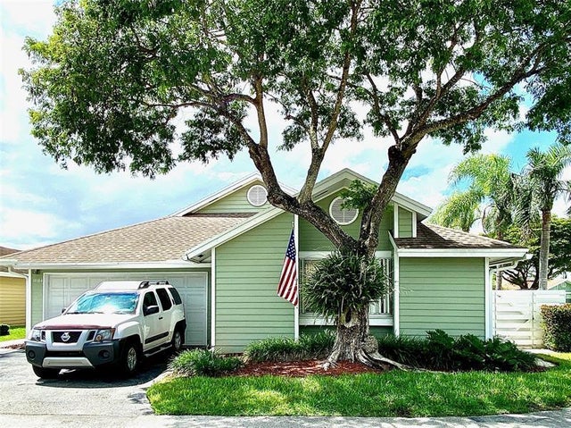 2 of 34 - 10184 Sw 139th Pl, Miami, FL