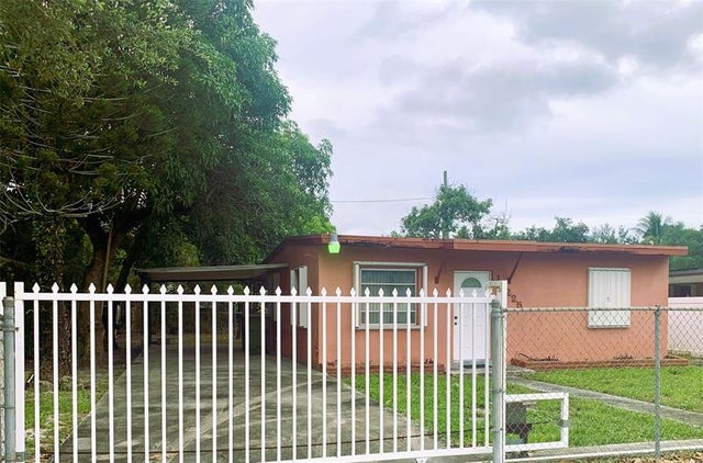 3 of 19 - 12225 Nw 17th Ave, North Miami, FL