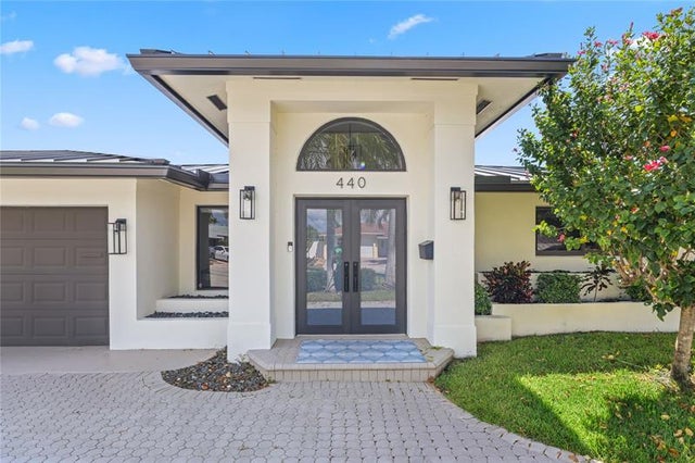3 of 67 - 440 Se 7th Ave, Pompano Beach, FL