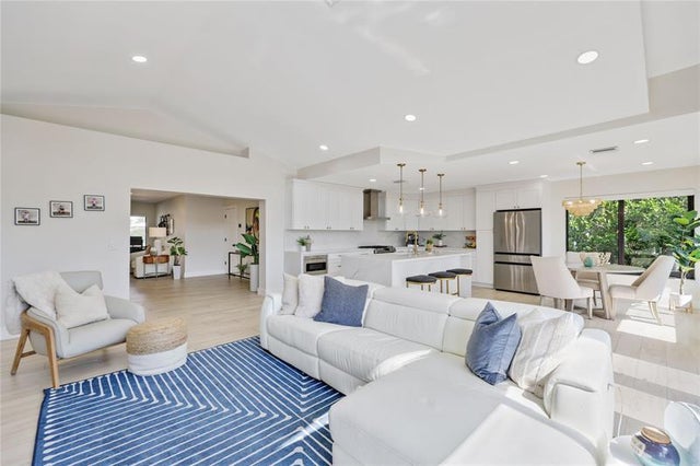 5 of 67 - 440 Se 7th Ave, Pompano Beach, FL