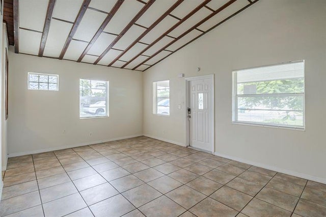 4 of 38 - 132 Se 4th Ave, Boynton Beach, FL