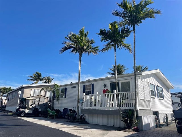 1 of 38 - 5369 Compass Cove Pl, Hutchinson Island, FL