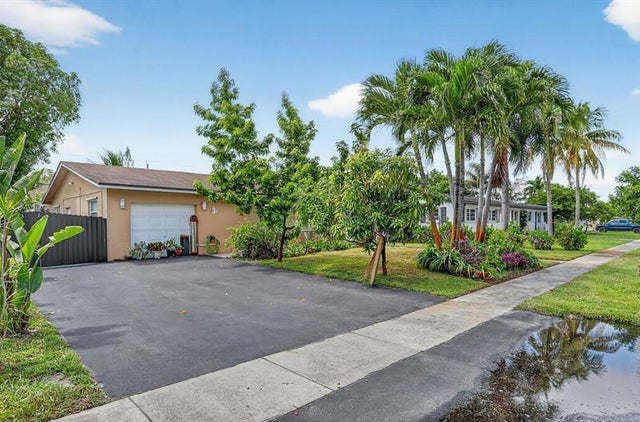 3 of 24 - 4818 Sw 11th Ct, Plantation, FL