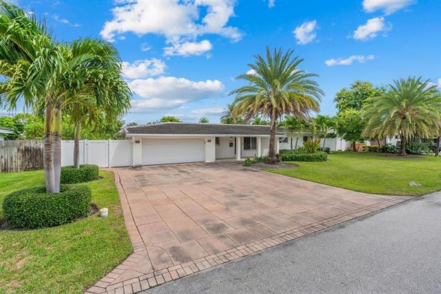 5 of 57 - 2633 Ne 34th St, Fort Lauderdale, FL