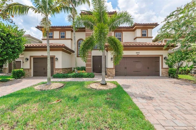 1 of 60 - 9860 Lakeview Ln, Parkland, FL
