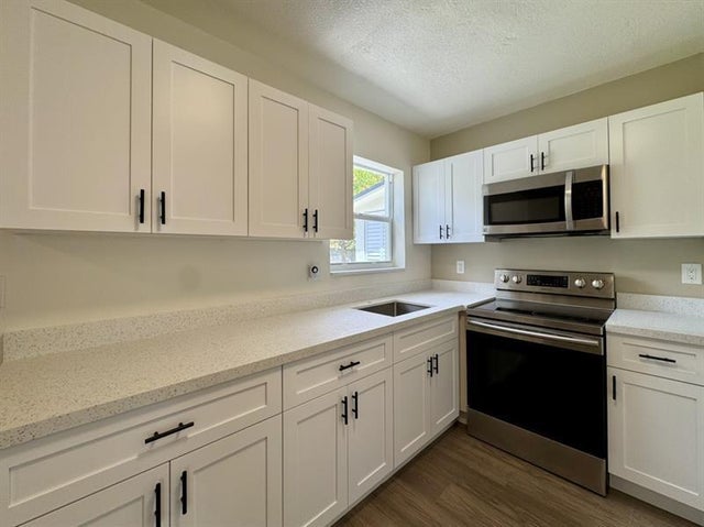 5 of 21 - 1511 Nw 12th St, Fort Lauderdale, FL