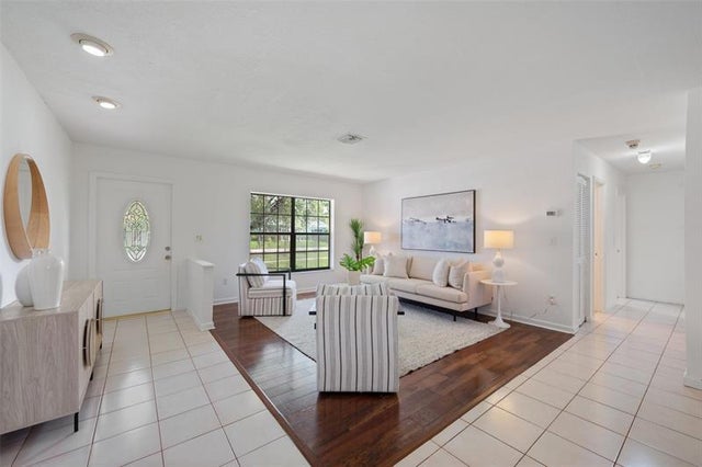 4 of 27 - 12520 Sw 10th Ct, Davie, FL