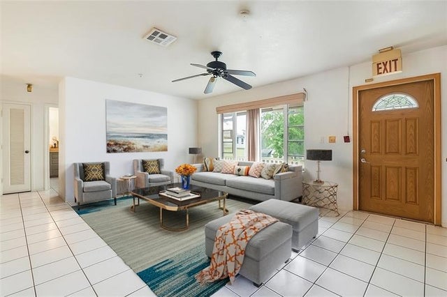2 of 16 - 4801 Nw 17th Ct, Lauderhill, FL