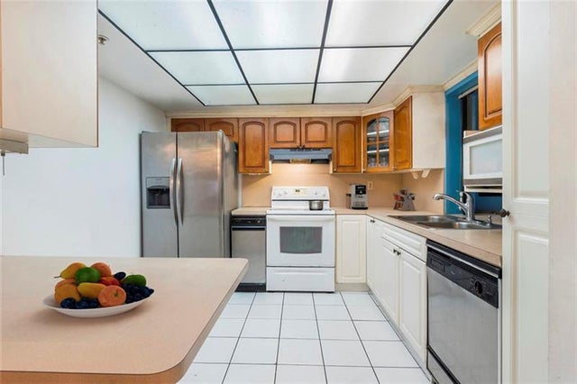 4 of 16 - 4801 Nw 17th Ct, Lauderhill, FL