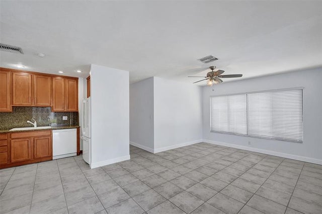 4 of 23 - 1632 Ne 17th Ave, Fort Lauderdale, FL