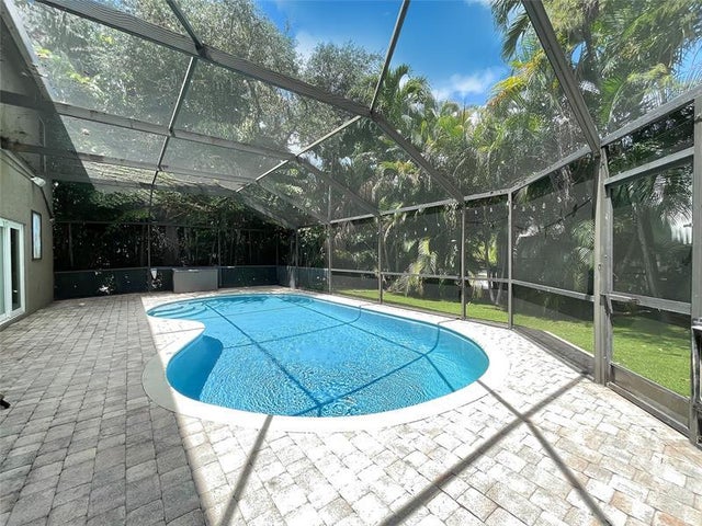 3 of 25 - 7501 Red Bay Place, Coral Springs, FL