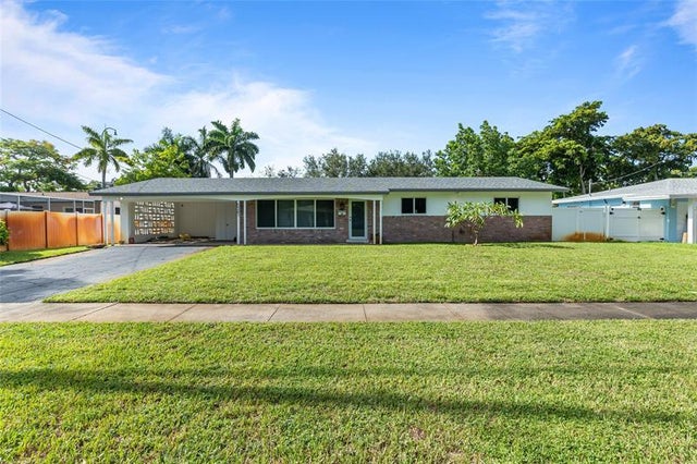 2 of 28 - 5341 Sw 1st St, Plantation, FL