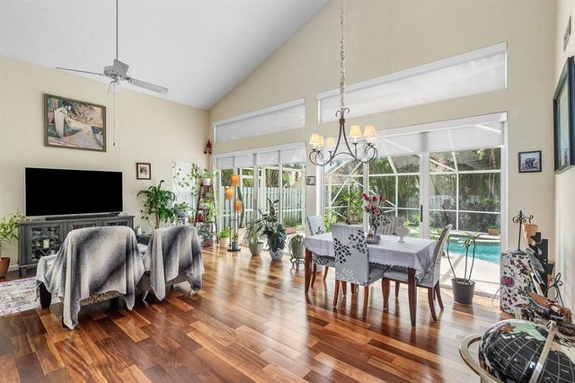 4 of 34 - 1075 Spyglass, Weston, FL