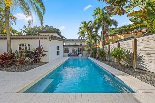 1 of 43 - 625 Ne 15th Ave, Fort Lauderdale, FL