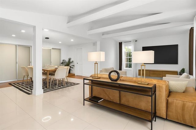 4 of 43 - 625 Ne 15th Ave, Fort Lauderdale, FL