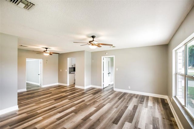 2 of 15 - 527 S 13th Ct, Lantana, FL