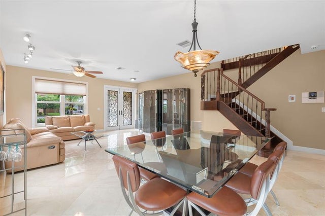 4 of 40 - 15256 Sw 108th Ter, Miami, FL
